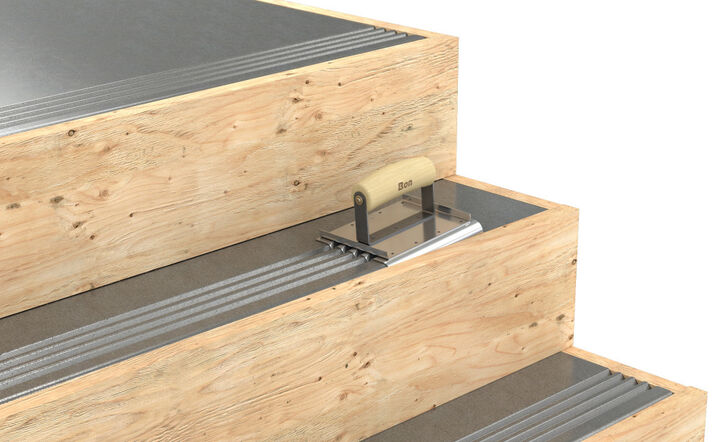 Bon Tool 6 Inch x 4 3/4 Inch Safety Step Edger with Wood Handle, large image number 3
