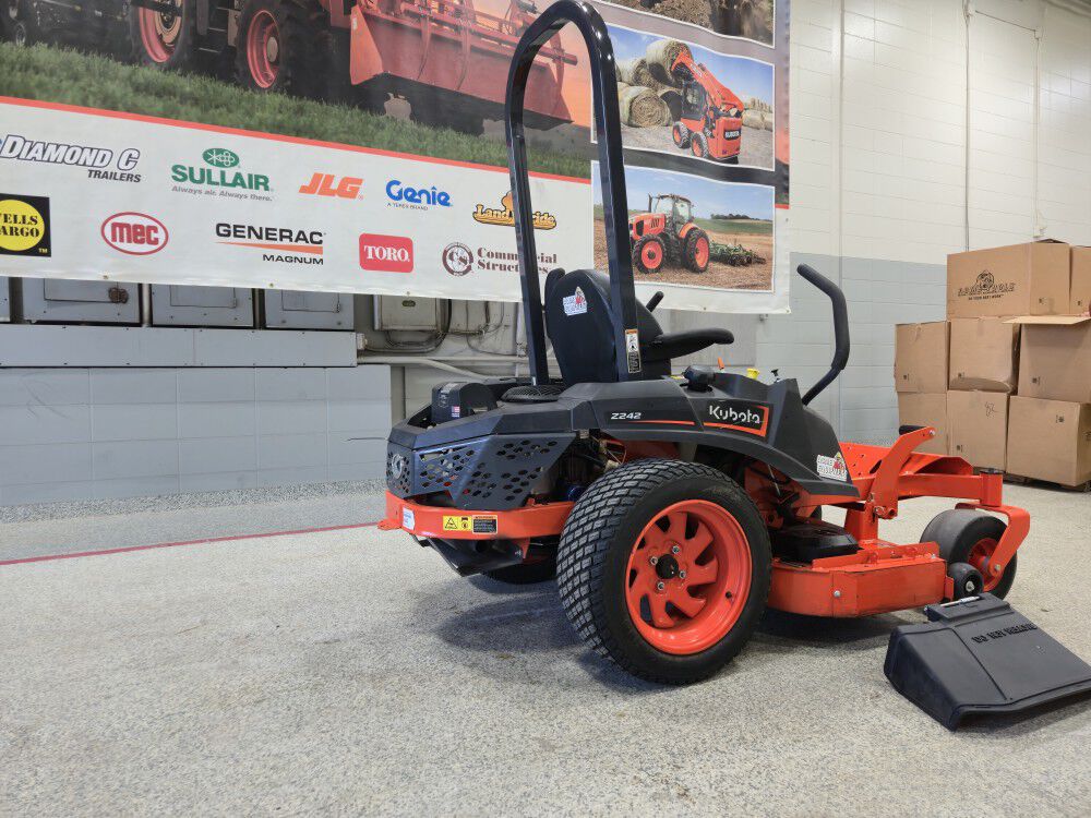 Kubota Z242KH 48 Inch 22HP Zero-Turn Riding Mower Used 2023, large image number 6