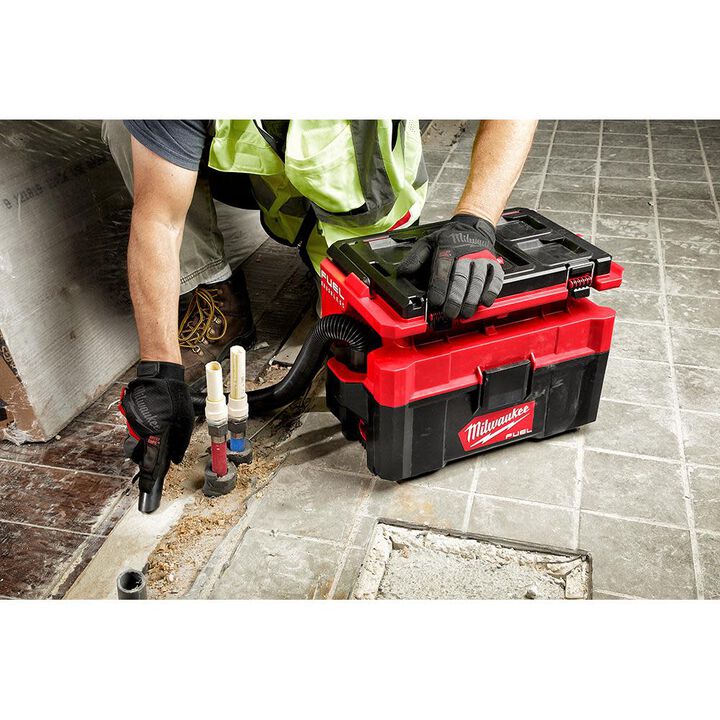 Milwaukee 1-1/4 Inch x 2 Feet to 6 Feet Expandable Hose, large image number 5