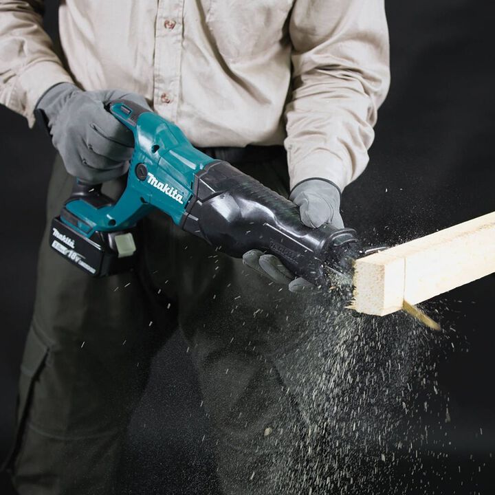 Makita 18V LXT Lithium-Ion Cordless Recipro Saw Kit (5.0Ah), large image number 2