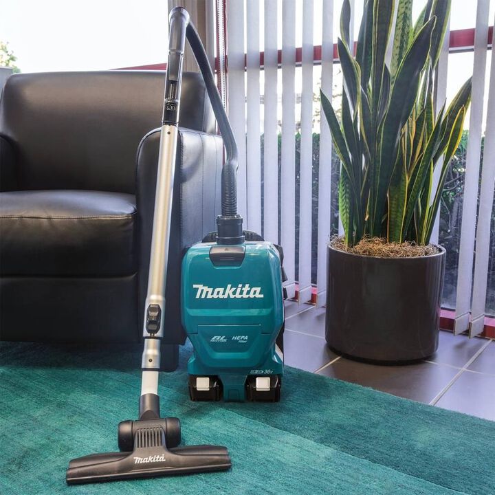 Makita 18V X2 (36V) LXT 1/2 Gallon HEPA Backpack Dry Vacuum Kit, large image number 17