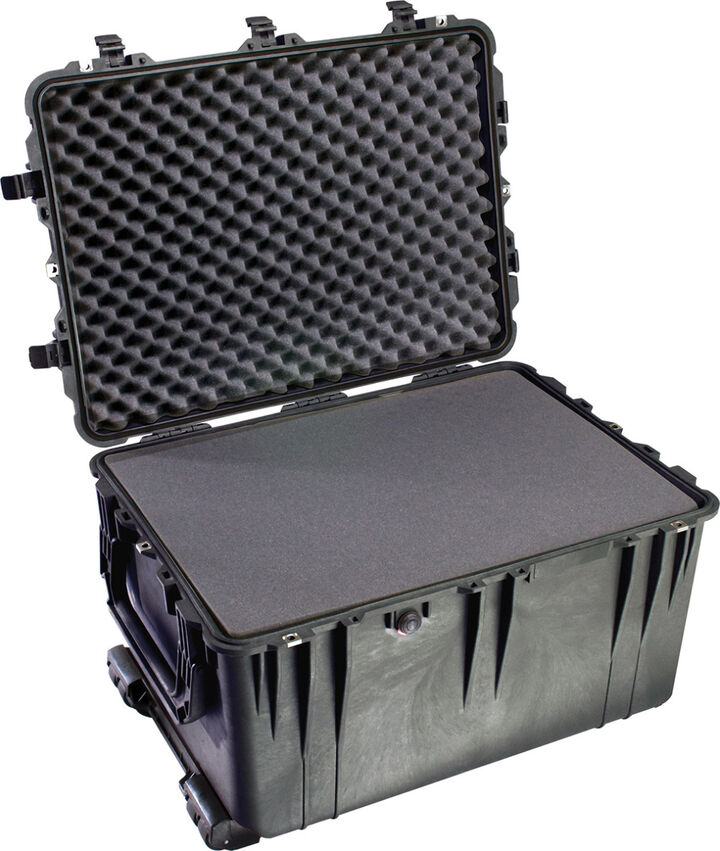 Pelican 1660 Polypropylene 5.66 Cu-Ft. Protector Case with Foam, Black