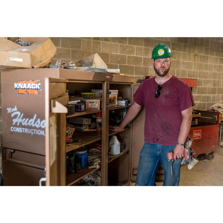 Knaack Model 109 47.5 Cu-Ft. Tan Steel Cabinet, large image number 11