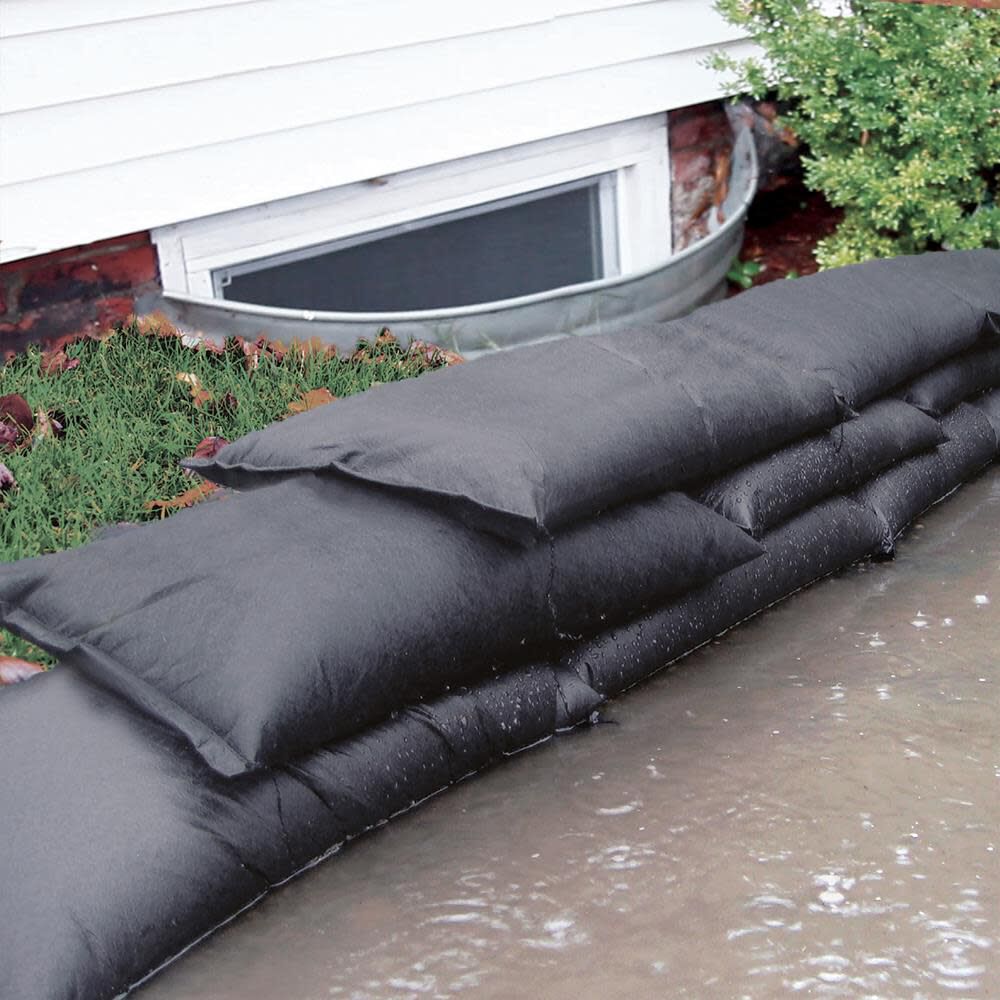 Quick Dam Grab and Go Flood Kit Includes 20 2 ft Flood Bags in Bucket, large image number 8