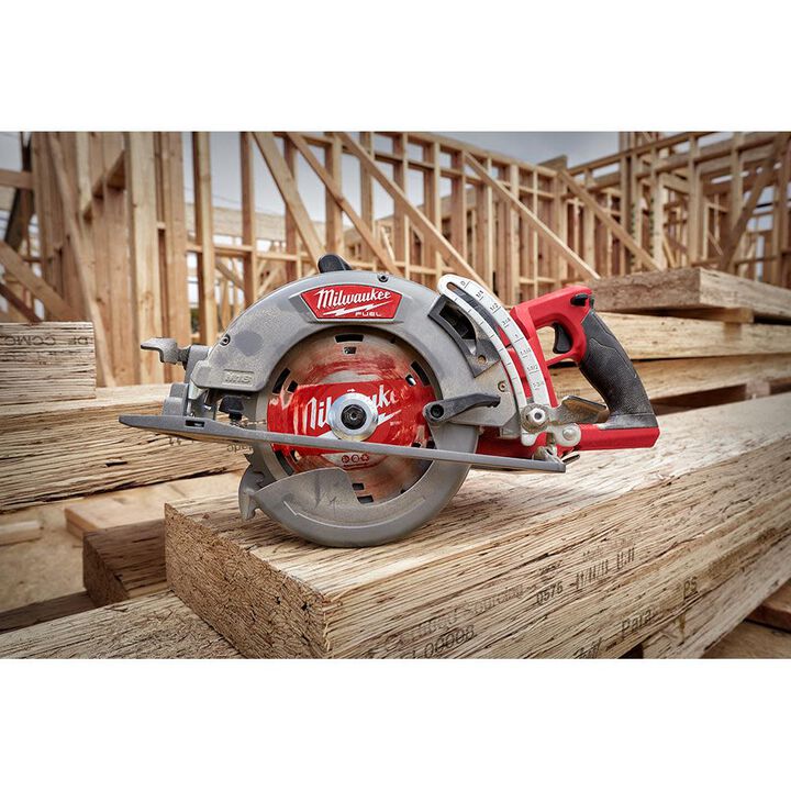 Milwaukee M18 FUEL Rear Handle 7-1/4 in. Circular Saw Kit, large image number 17