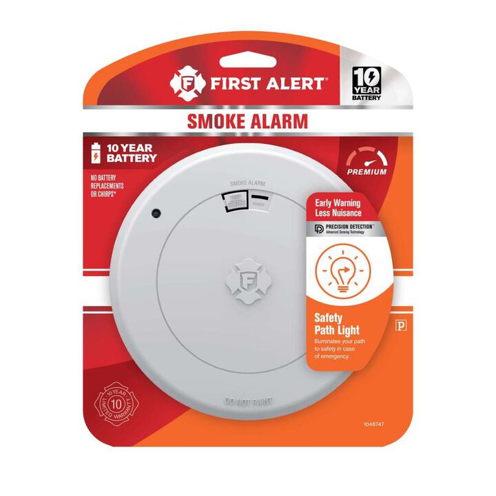 First Alert SM210L Battery Operated Smoke Alarm with Safety Path Light 1 Pack, large image number 2