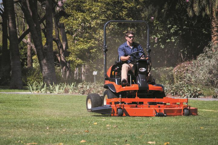 Kubota F - Series 26 HP 4WD Front Mount Mower, large image number 3