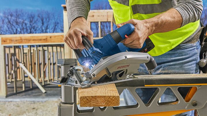 Bosch PROFACTOR 18V 7-1/4 Inch Circular Saw Left Blade Kit Reconditioned, large image number 5