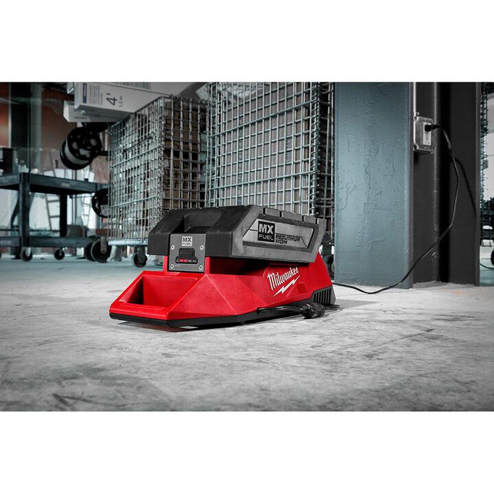Milwaukee MX FUEL Charger, large image number 4