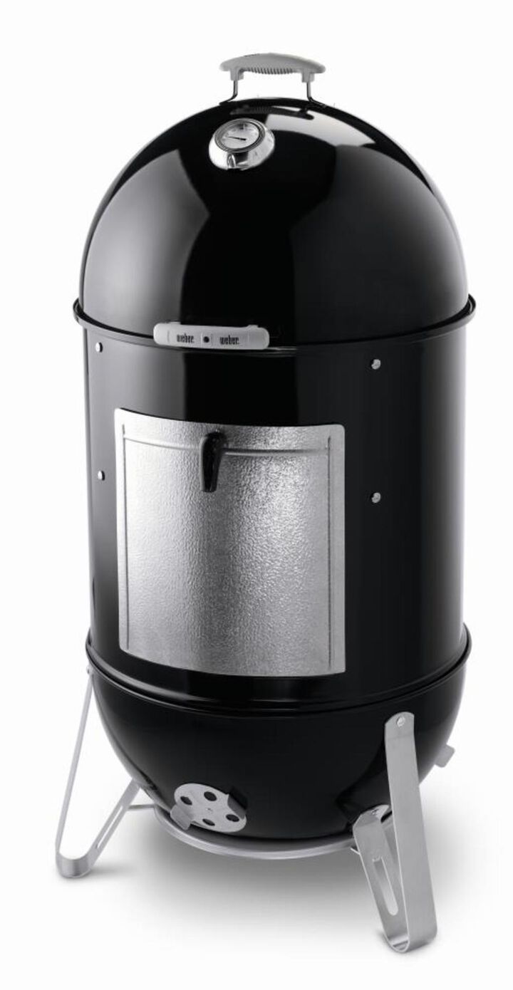 Weber 22 inch Smokey Mountain Cooker Smoker in Black with Cover and Built-In Thermometer