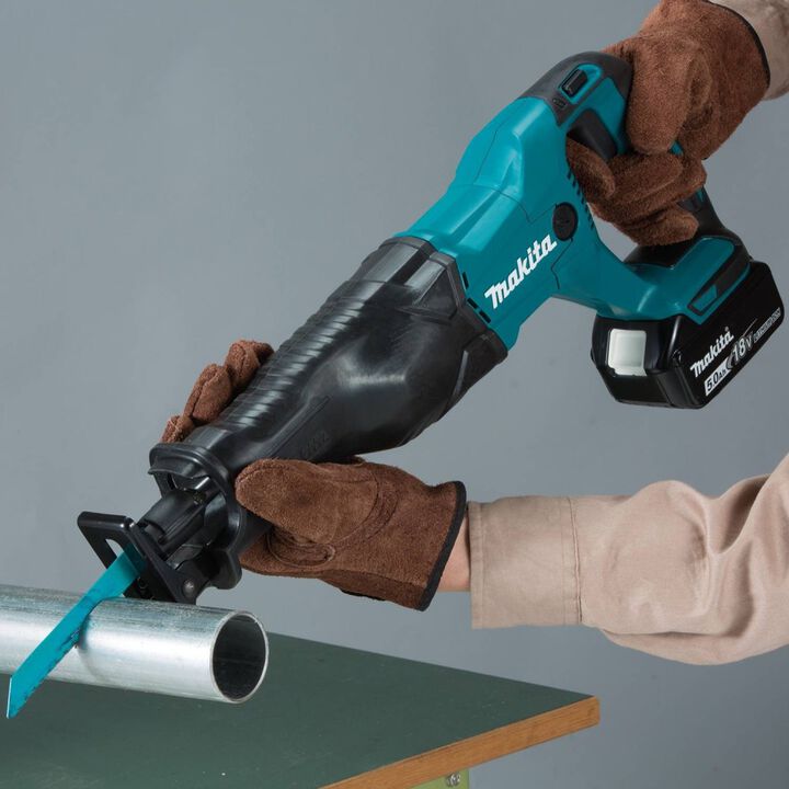 Makita 18V LXT Lithium-Ion Cordless Recipro Saw Kit (5.0Ah), large image number 1