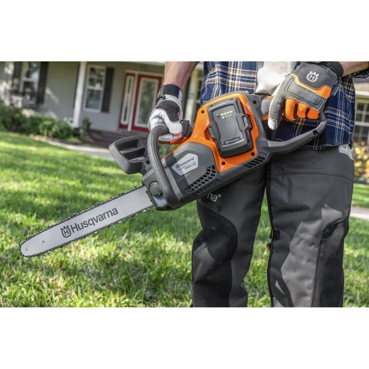Husqvarna 350i 18 in Bar 36V Li-Ion Battery Chainsaw Bare Tool, large image number 9