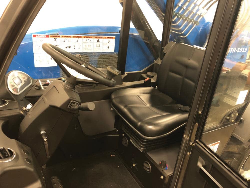 Genie 5500 LB. Capacity - 19 Ft. Reach Telehandler with Heated Cab and Air Conditioning, large image number 2
