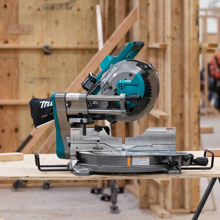Makita 40V max XGT Dual Bevel Sliding Compound Miter Saw Kit 10in, large image number 10