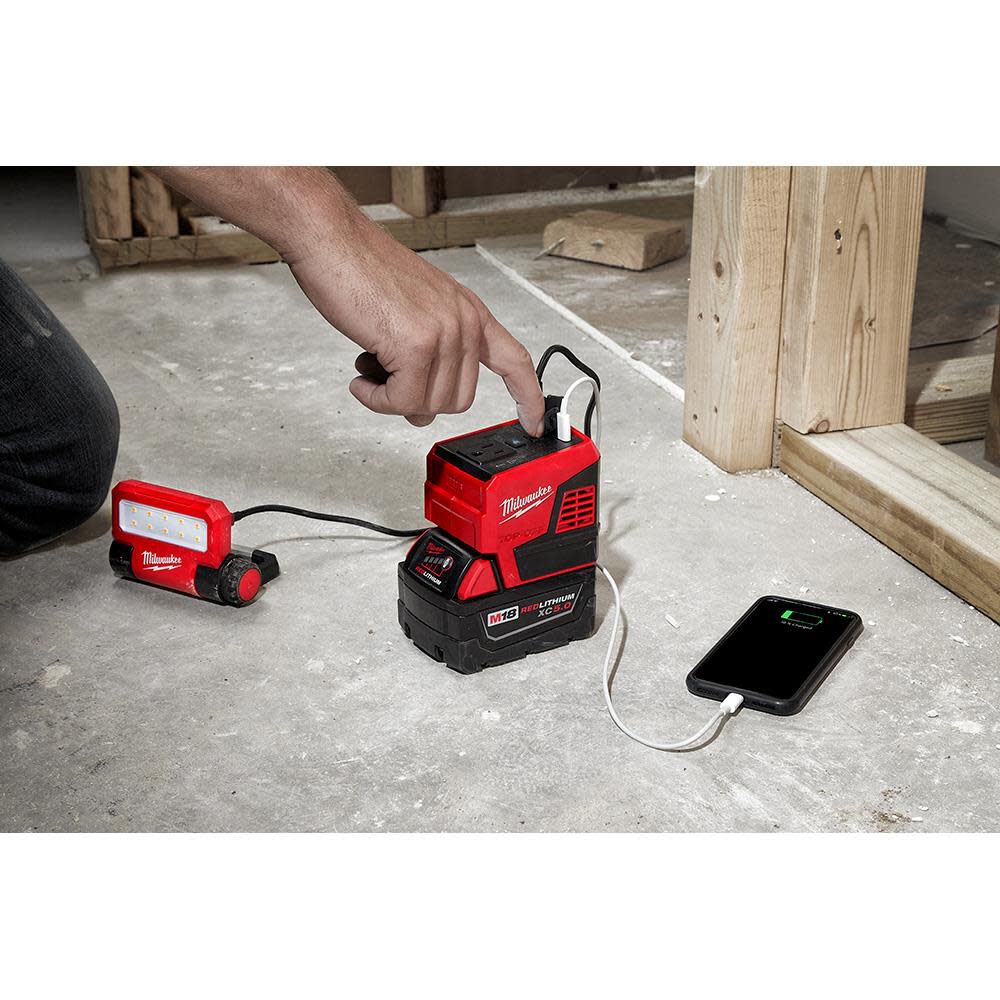 Milwaukee M18 TOP-OFF 175W Portable Power Supply Inverter, large image number 17