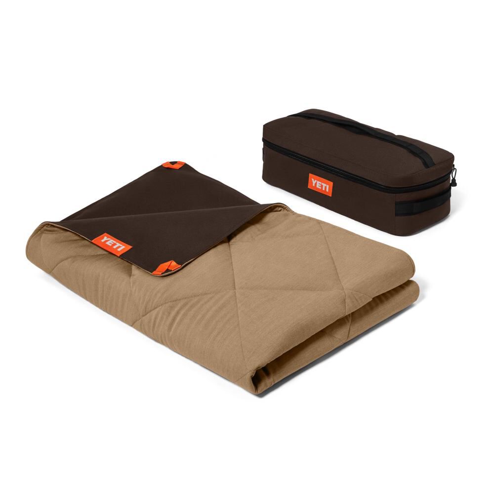 YETI Lowlands Waterproof Hydrobarrier Layer Blanket Wetlands Camo, large image number 1