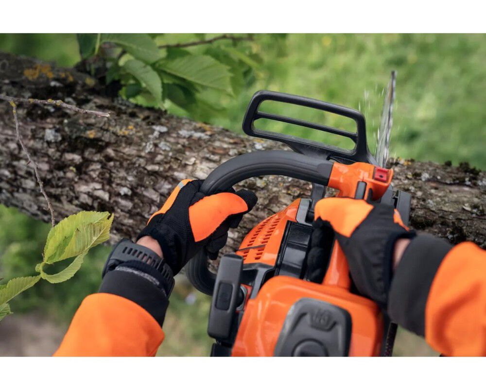 Husqvarna T540 XP Mark III 12 Inch 0.325 Inch Top-Handle Gas Chainsaw, large image number 5