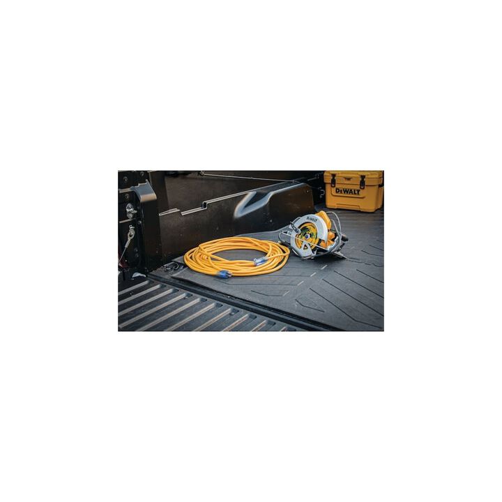 DEWALT 100 ft 10/3 SJTW Yellow Lighted Extension Cord, large image number 8