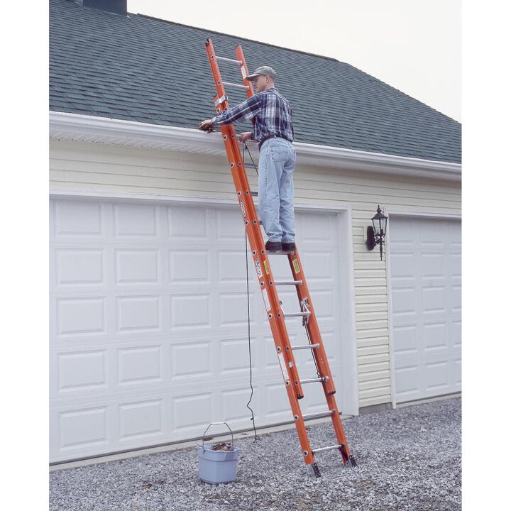 Werner 36-ft Fiberglass 300-lb Type IA Extension Ladder, large image number 16