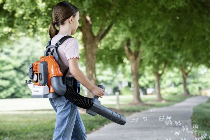 Husqvarna Battery Operated Toy Chain Saw and Backpack Bubble Blower, large image number 4
