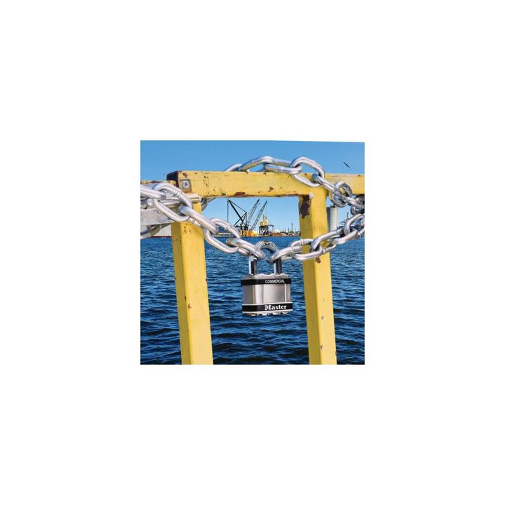 Master Lock 2 In. Wide Commercial Magnum Laminated Steel Padlock, large image number 2