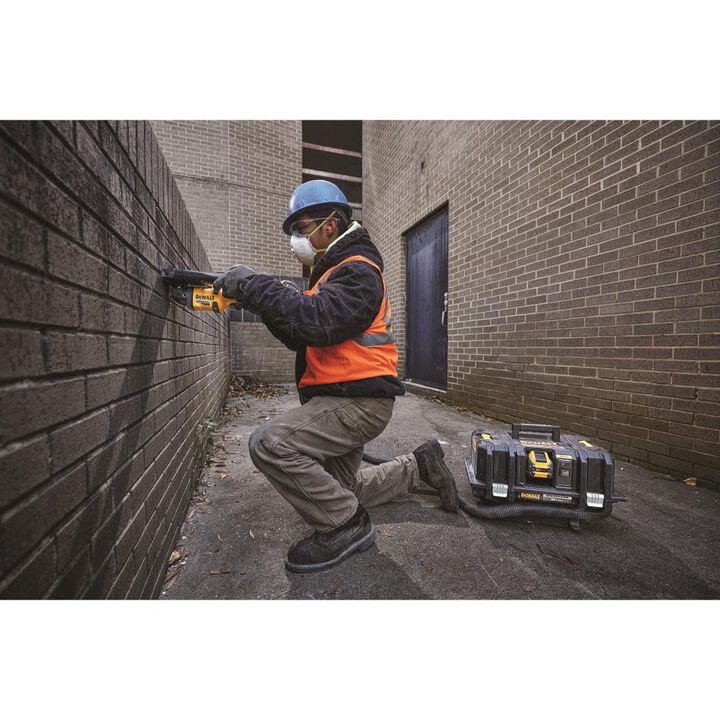 DEWALT FLEXVOLT 60V MAX 4 1/2in - 6in Grinder with Kickback Brake Kit, large image number 3