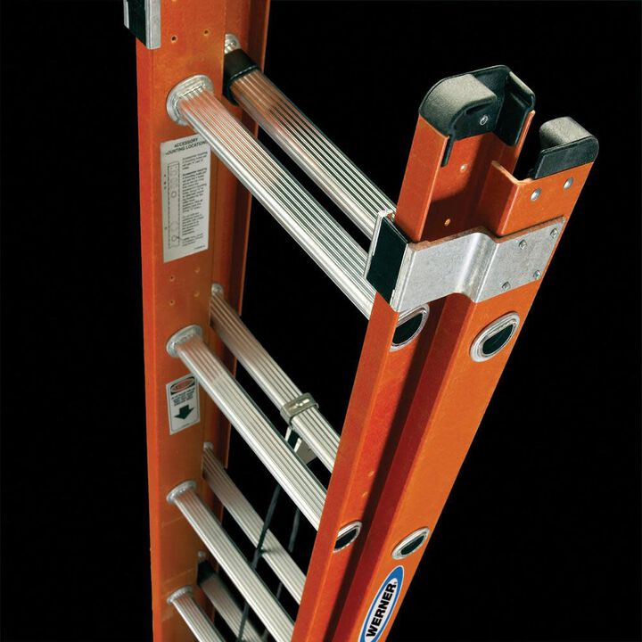 Werner Fiberglass 300-lb Type IA Extension Ladder, large image number 7