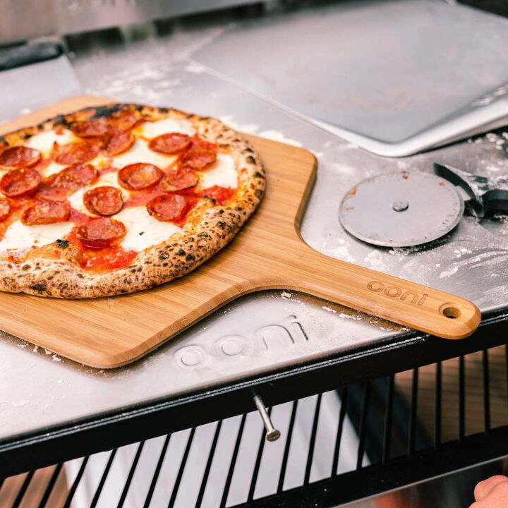 Ooni Pizza Peel & Serving Board 19.9in x 12in Bamboo, large image number 3