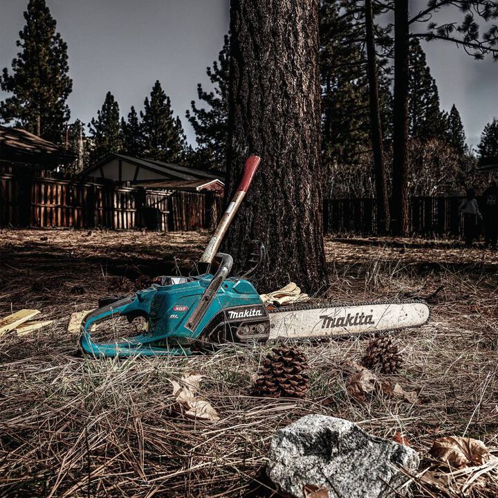 Makita 40V Max XGT 8.0Ah Brushless Cordless 20 Inch Chain Saw Kit, large image number 5