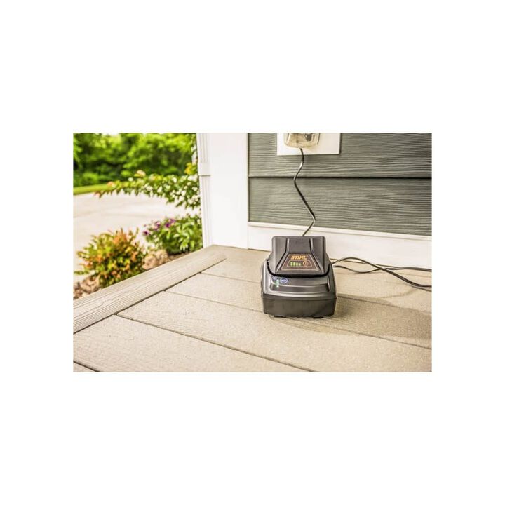 Stihl AK 20 36V 3.9Ah Lithium Ion Power Tool Battery Pack with Fuel Indicator, large image number 2