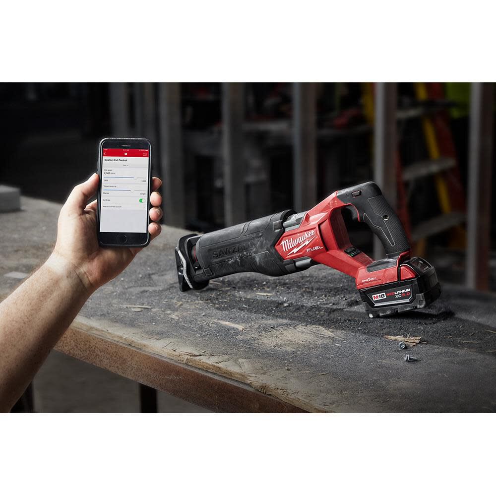 Milwaukee M18 FUEL SAWZALL Reciprocating Saw with ONE-KEY - 2 Battery XC5.0 Kit, large image number 13
