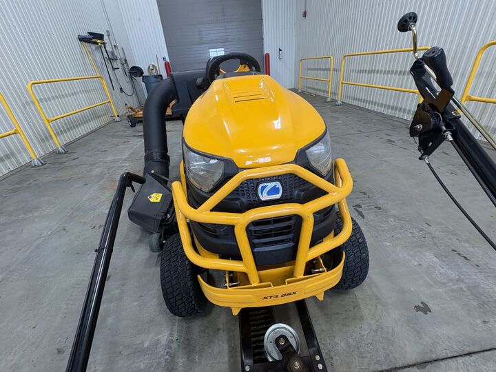 Cub Cadet XT3 GSX 48 Inch 25HP Riding Mower Used 2018, large image number 2