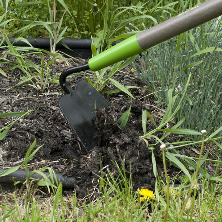 Ames Garden Hoe with Cushion End Grip on 54 Inch Fiberglass Handle, large image number 4