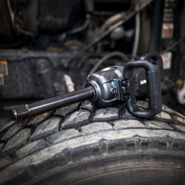 Sunex 1 Inch Drive Magnesium Composite Impact Wrench with 6 Inch Anvil, large image number 2