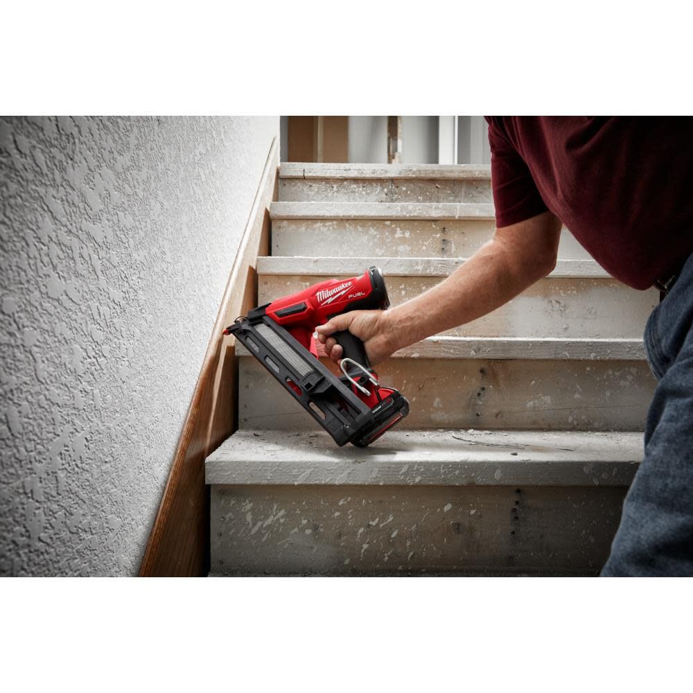Milwaukee M18 FUEL 15 Gauge Finish Nailer Kit, large image number 25
