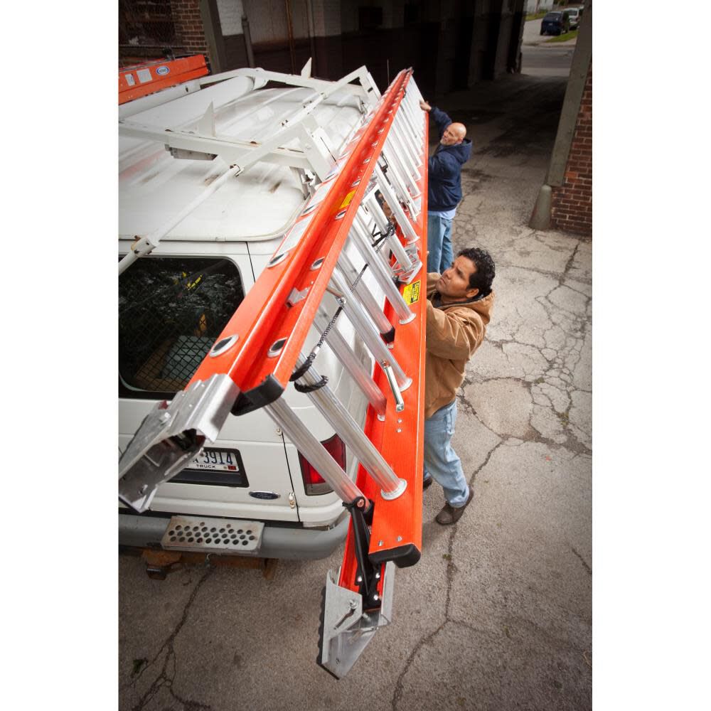 Werner 36-ft Fiberglass 300-lb Type IA Extension Ladder, large image number 21