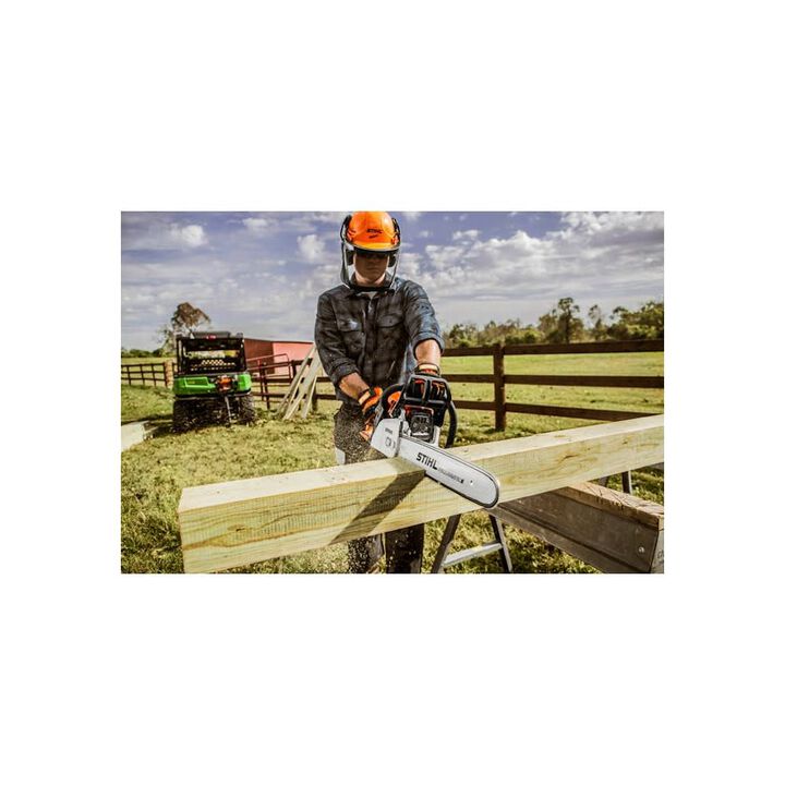 Stihl MS 250 18 Inch Bar 45.4 cc Gas Powered Chainsaw, large image number 3