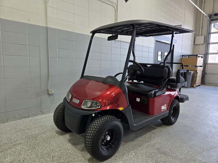 E-Z-GO Valor 4-Seat Electric Golf Cart Inferno Red, large image number 1