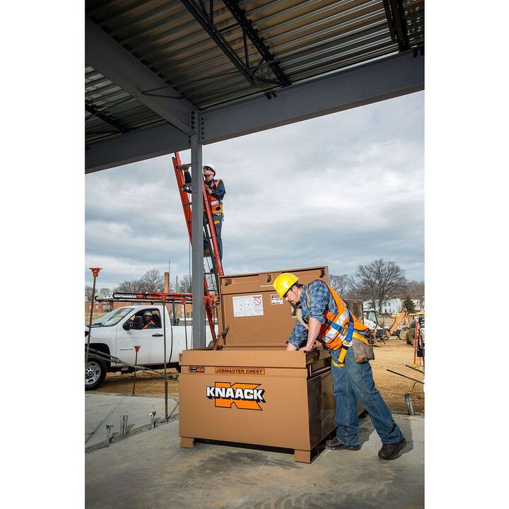 Knaack Model 4830 25.25 Cu-Ft. Steel Chest with KL (Padlock), large image number 9