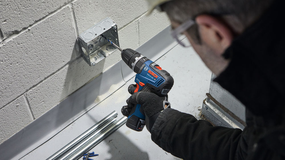 Bosch 12V Max 3/8in Hammer Drill/Driver Kit with 2 2.0 Ah Batteries, large image number 9