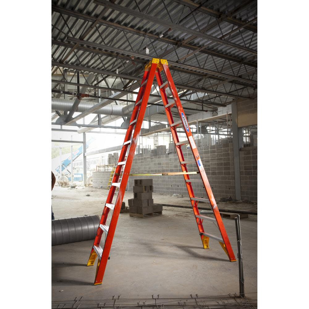 Werner 10-ft Fiberglass 300-lb Type IA Twin-Step Ladder, large image number 6