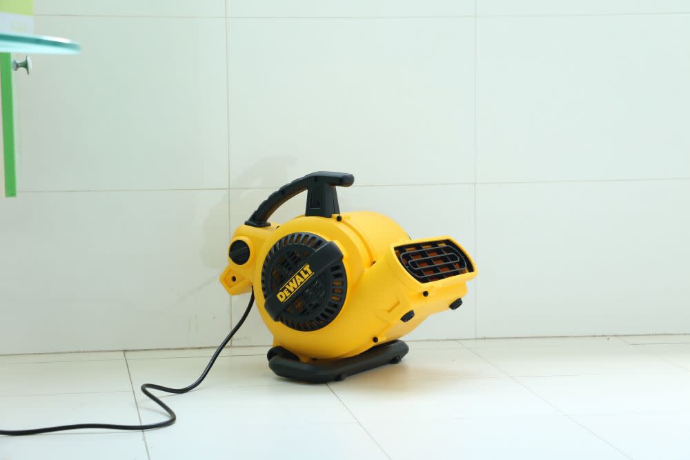 DEWALT Air Mover and Dryer 600CFM 3 Speed, large image number 4