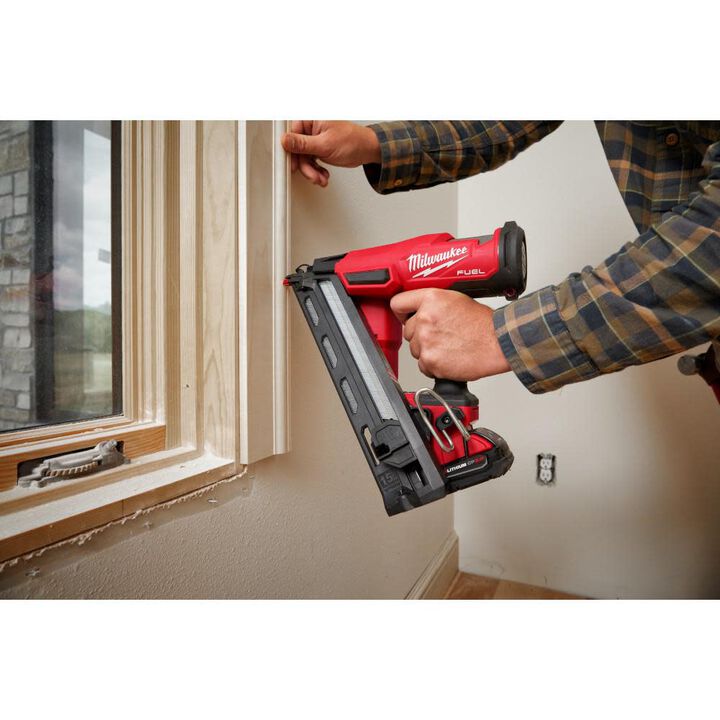 Milwaukee M18 FUEL 15 Gauge Finish Nailer Kit, large image number 21
