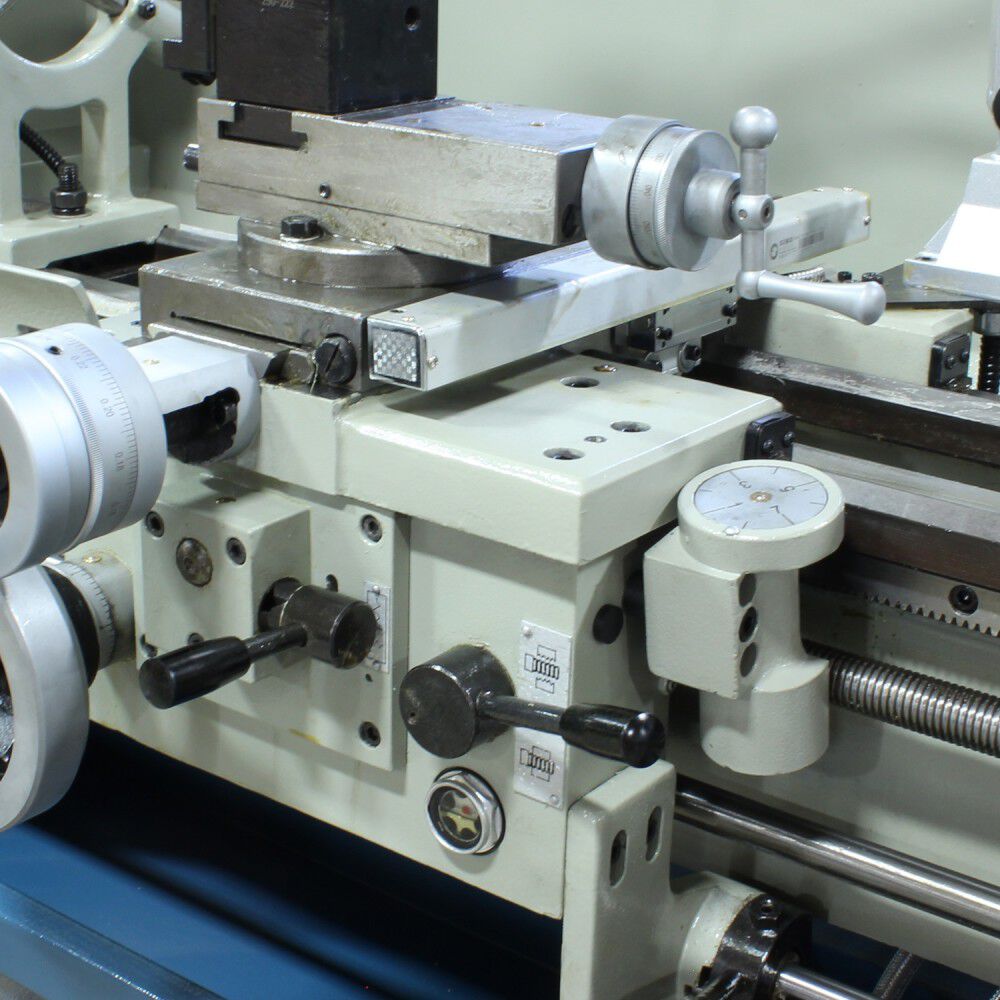 Baileigh PL-1340E Metal Lathe 220V 1 Phase 13in Swing, large image number 2