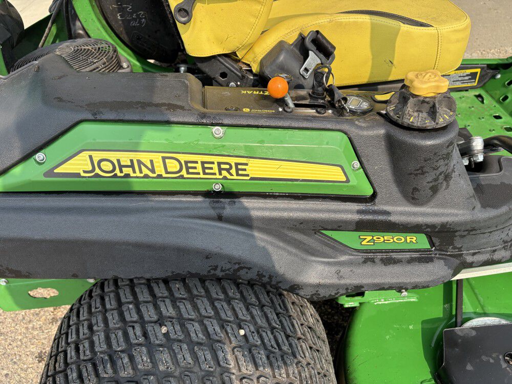John Deere Z950R ZTrak 72 Inch Zero-Turn Mower Used 2020, large image number 6