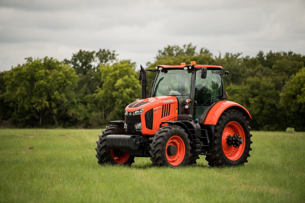 Kubota Deluxe Farm Tractor - Cab with Heat and A/C, large image number 2