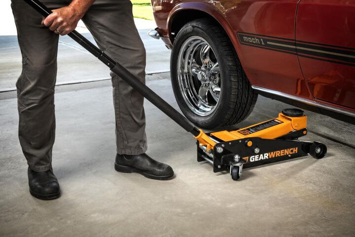 GEARWRENCH 3 Ton Heavy-Duty Floor Jack, large image number 6