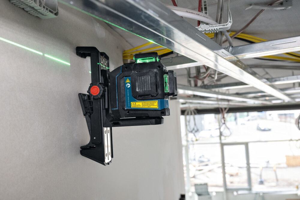 Bosch 3.7V 360-Degree Green-Beam Three-Plane Leveling and Alignment Laser, large image number 7