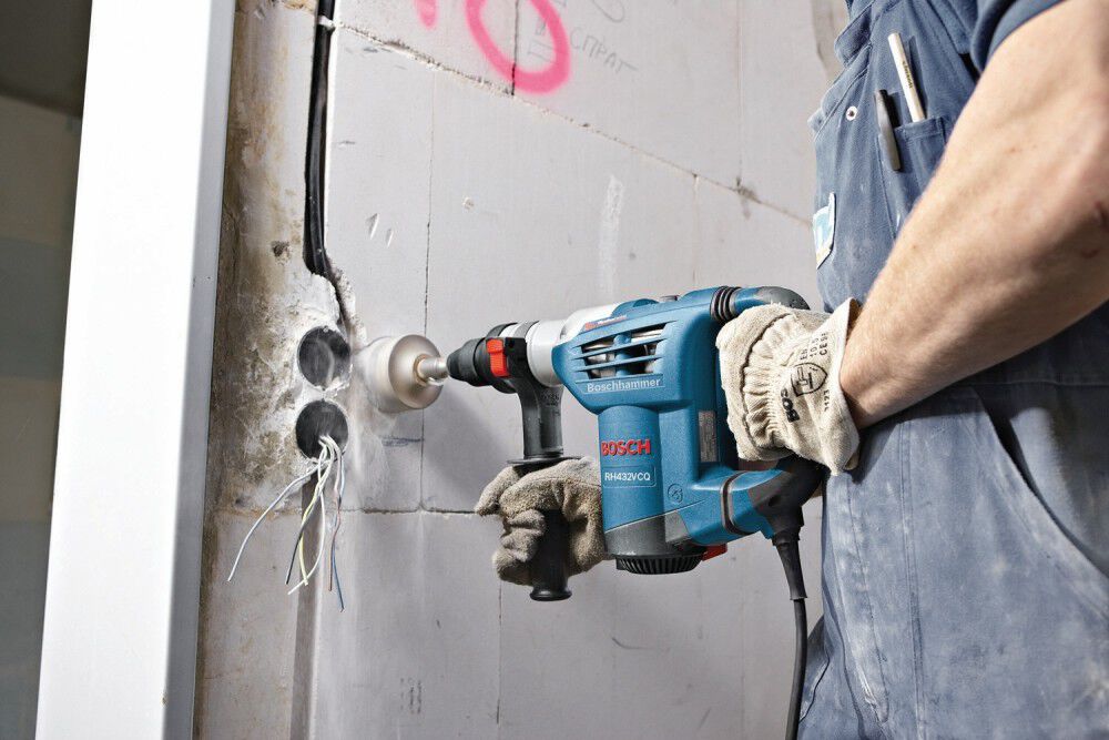 Bosch 1-1/4 Inch SDS-plus Rotary Hammer with Quick-Change Chuck System, large image number 7