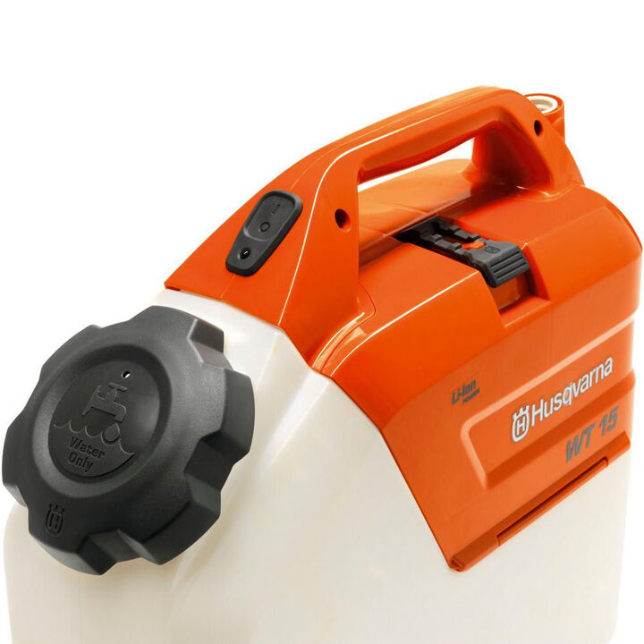 Husqvarna Construction 4 Gallon Battery-Powered Pressurized Water Tank Kit, large image number 3